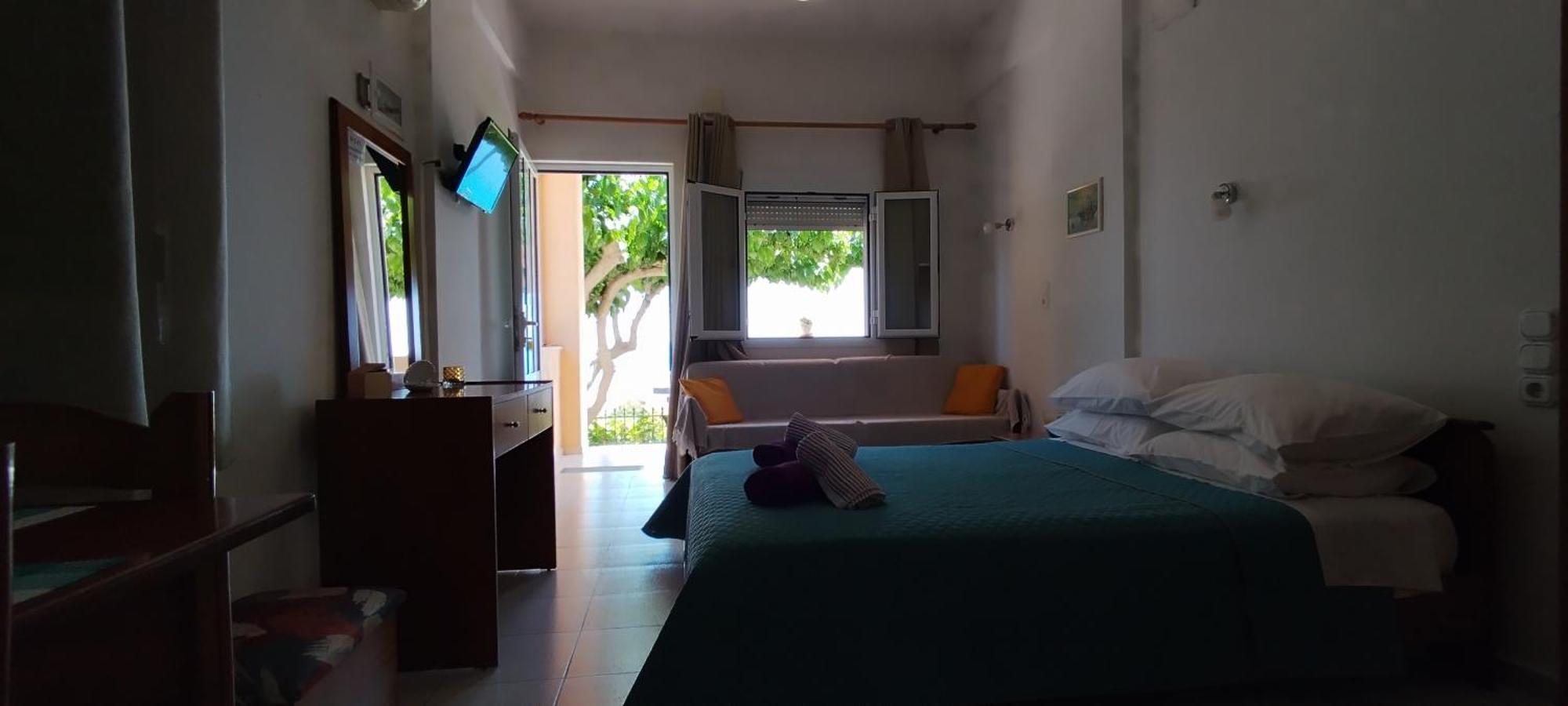 Despoina Apartments Keratokambos Bagian luar foto